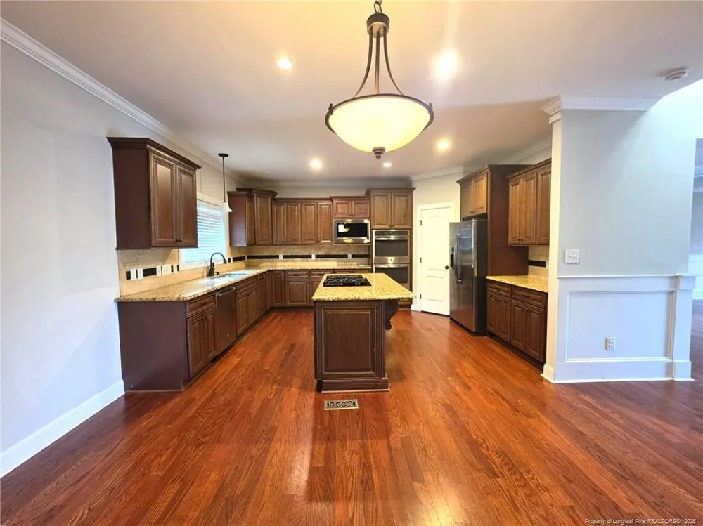 1465 Vergeland Drive Hope Mills, NC 28348