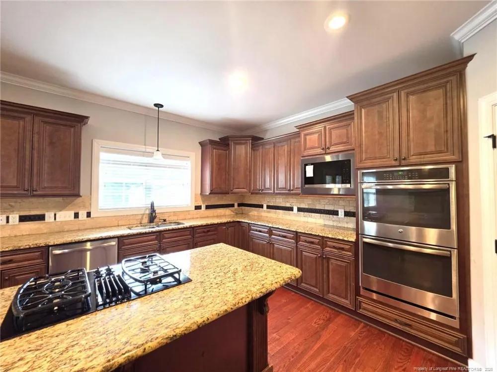 1465 Vergeland Drive Hope Mills, NC 28348
