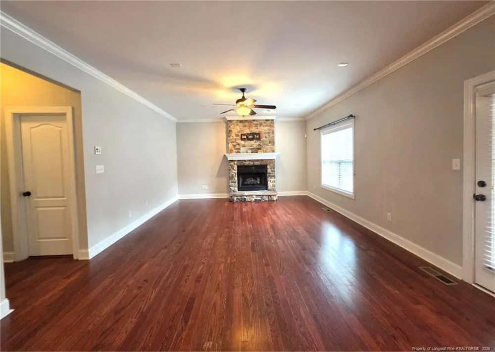 1465 Vergeland Drive Hope Mills, NC 28348