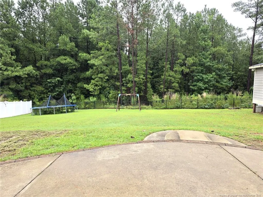 1465 Vergeland Drive Hope Mills, NC 28348