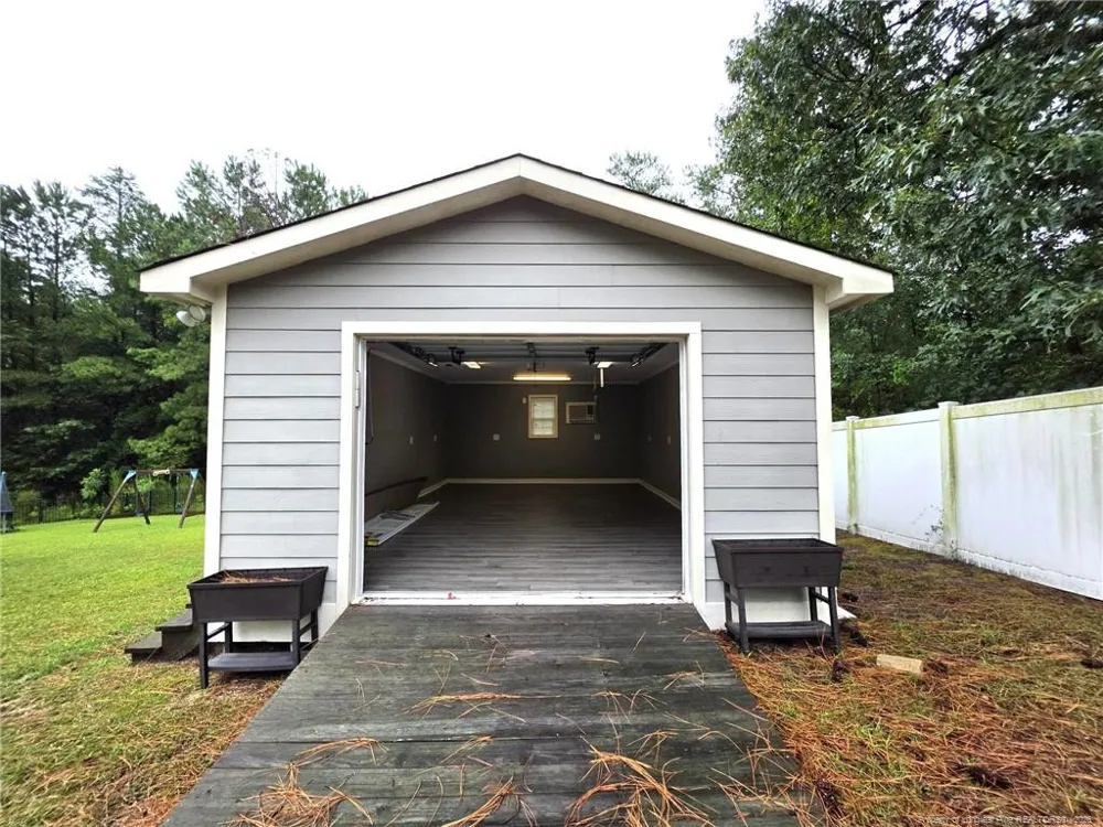 1465 Vergeland Drive Hope Mills, NC 28348