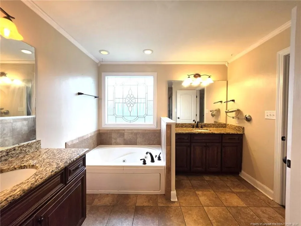 1465 Vergeland Drive Hope Mills, NC 28348