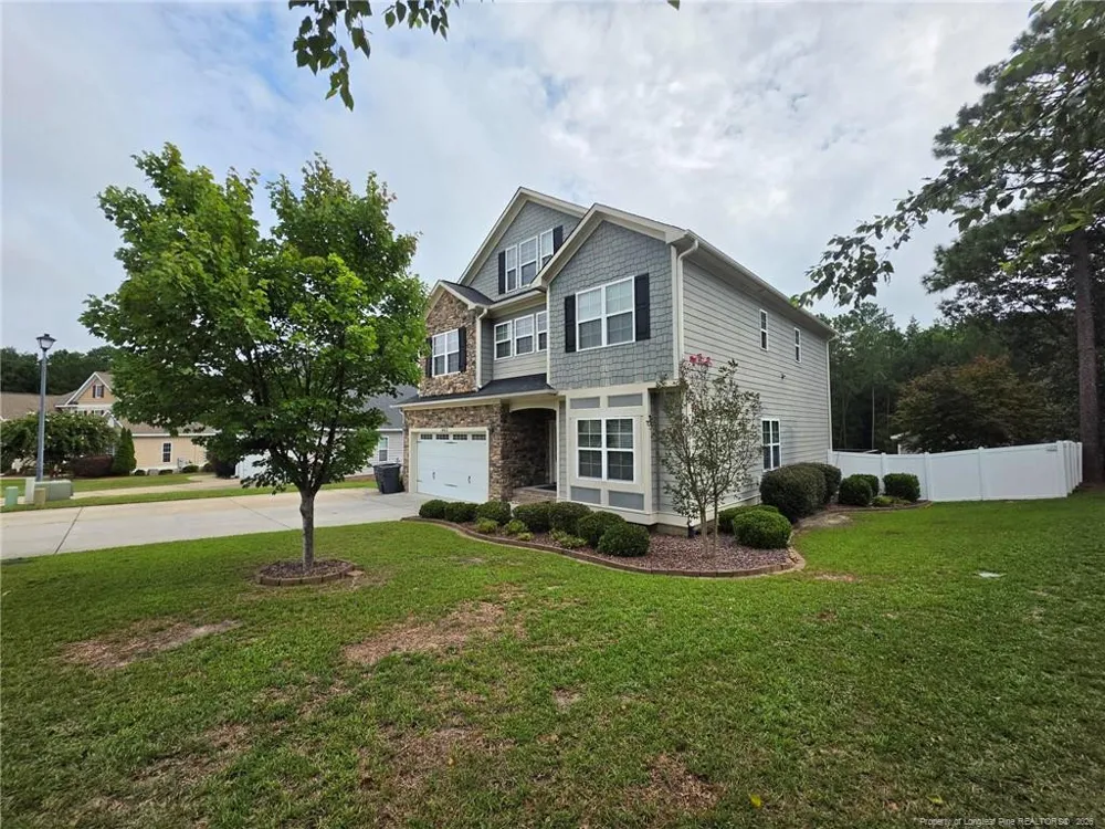 1465 Vergeland Drive Hope Mills, NC 28348