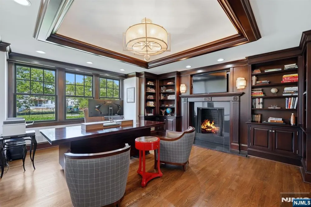 13 Rivers Edge Drive Rumson, NJ 07760