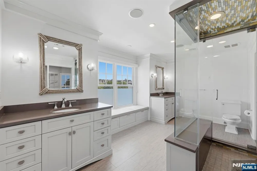 13 Rivers Edge Drive Rumson, NJ 07760
