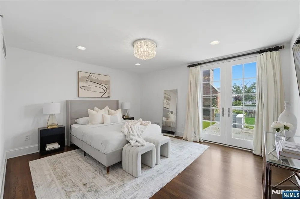13 Rivers Edge Drive Rumson, NJ 07760