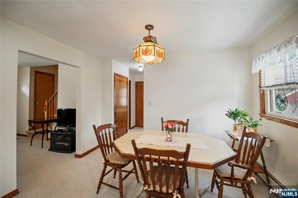 464 Boulevard Garfield, NJ 07026