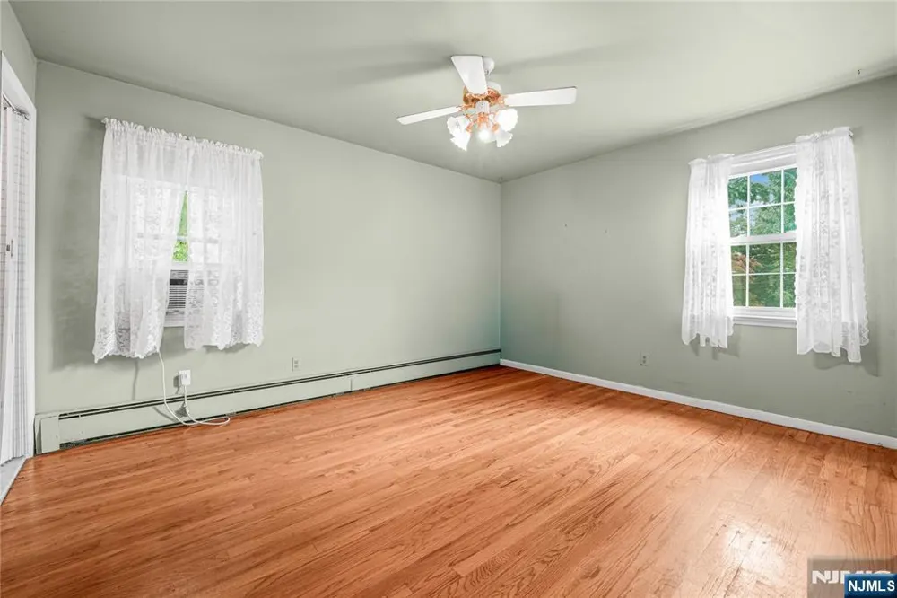 1 Gary Court Park Ridge, NJ 07656