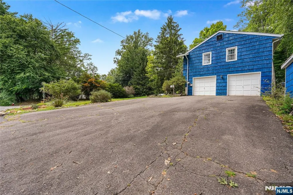 1 Gary Court Park Ridge, NJ 07656