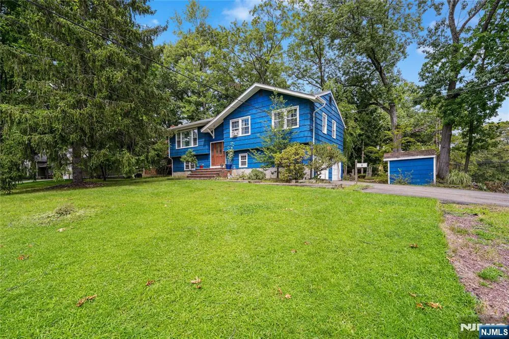 1 Gary Court Park Ridge, NJ 07656