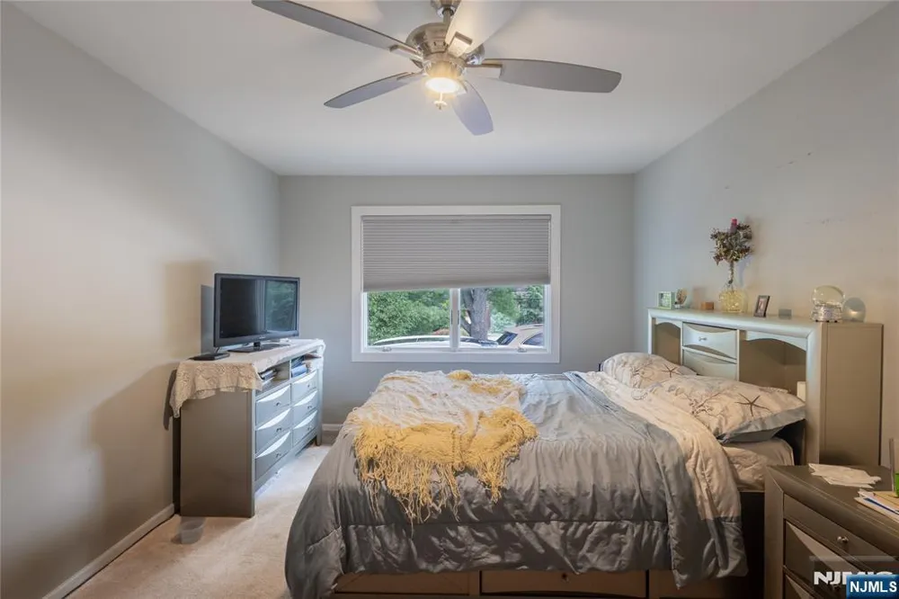 25 N Hillside Avenue Livingston, NJ 07039