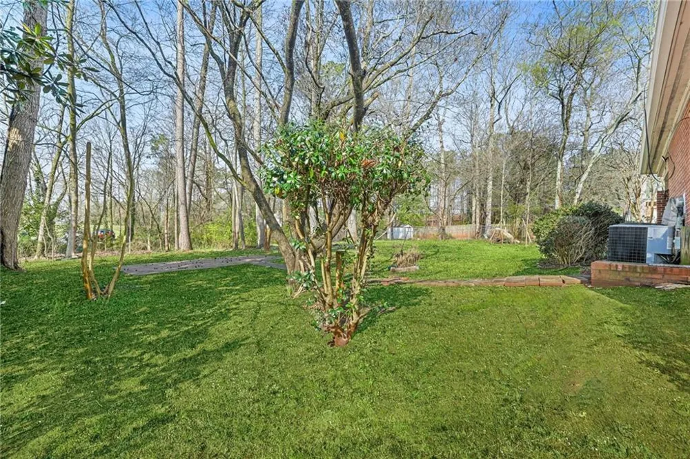 140 Davis Mill Court Lawrenceville, GA 30044