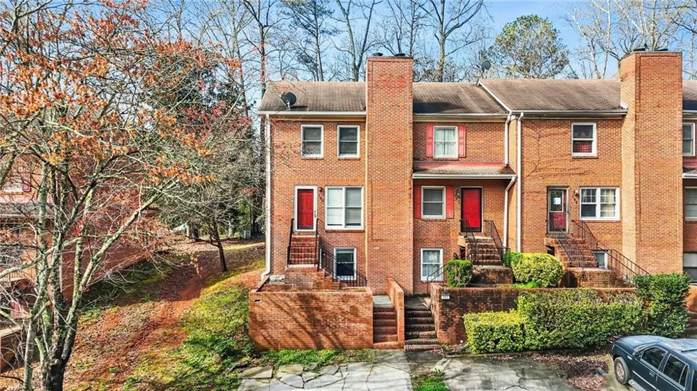 140 Davis Mill Court Lawrenceville, GA 30044