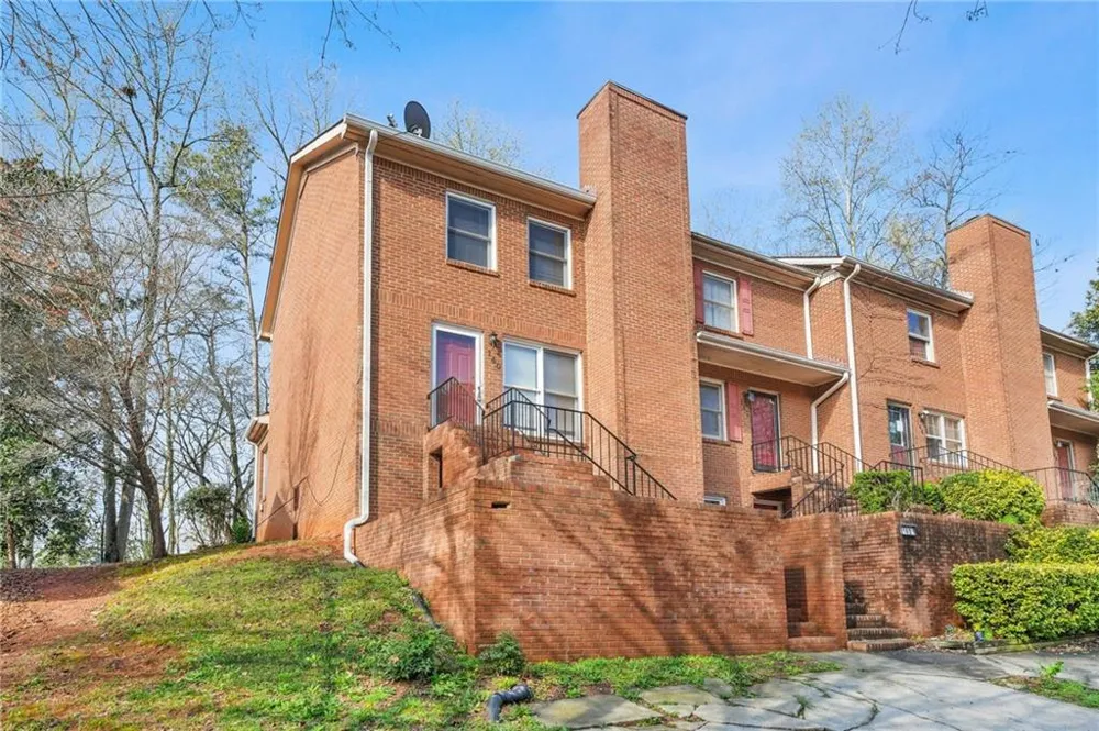 140 Davis Mill Court Lawrenceville, GA 30044