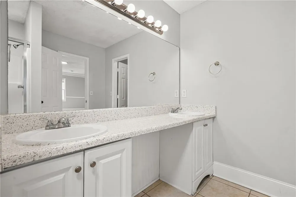 140 Davis Mill Court Lawrenceville, GA 30044