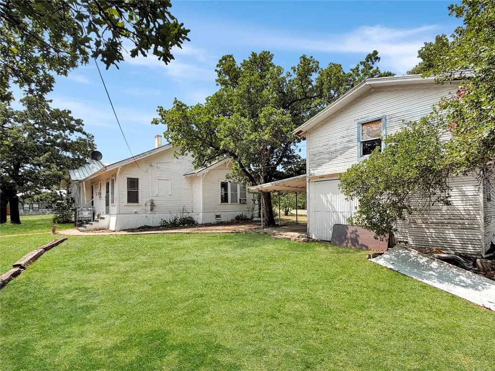 1012 W 12th Street Cisco, TX 76437
