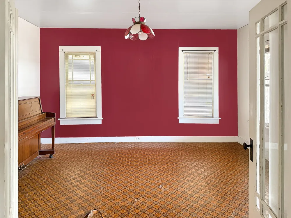 1012 W 12th Street Cisco, TX 76437