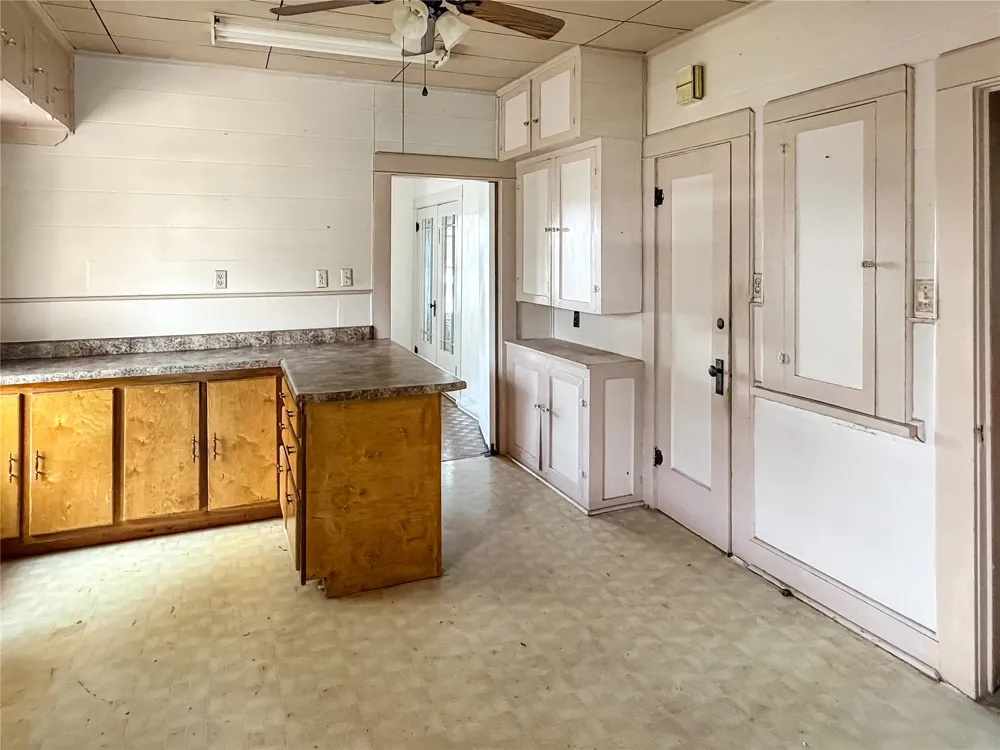 1012 W 12th Street Cisco, TX 76437