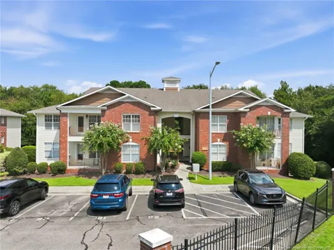 513 Meadowland Court #8