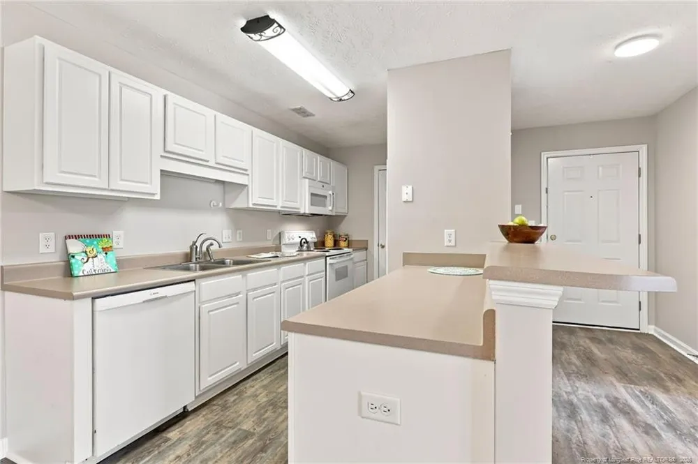 513 Meadowland Court #8 Hope Mills, NC 28348