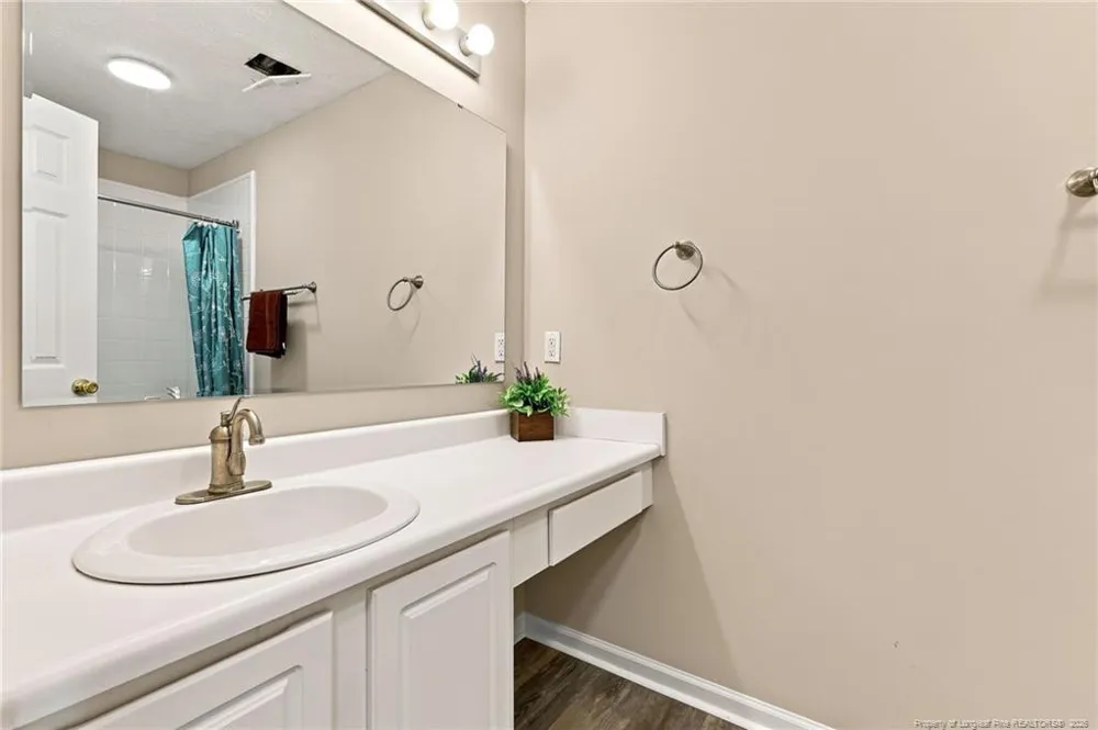 513 Meadowland Court #8 Hope Mills, NC 28348