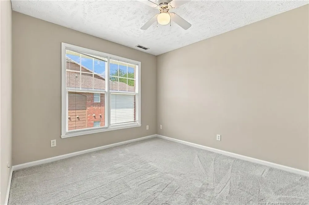 513 Meadowland Court #8 Hope Mills, NC 28348