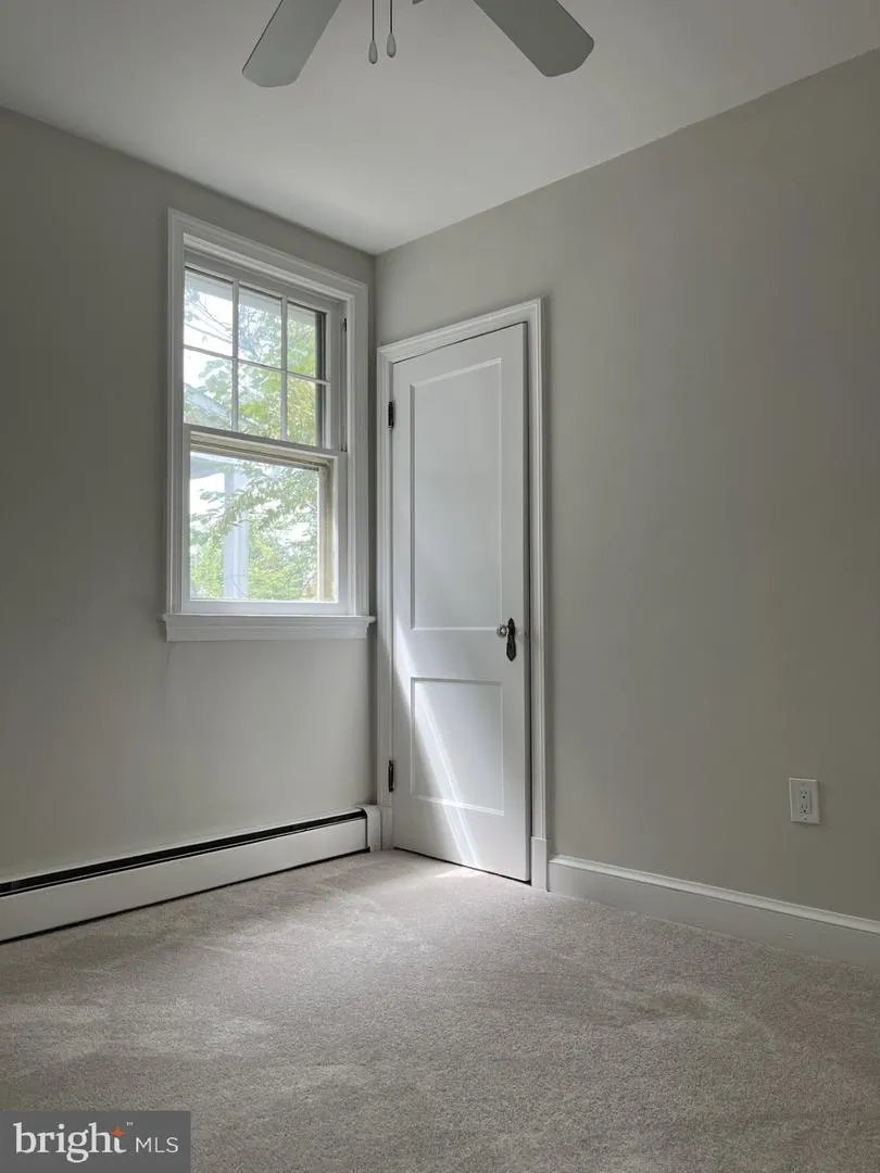 505 S HIGHLAND STREET Arlington, VA 22204