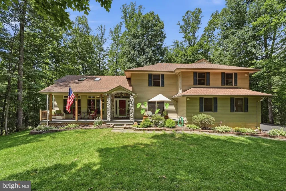 8109 COUNSELOR ROAD Manassas, VA 20112