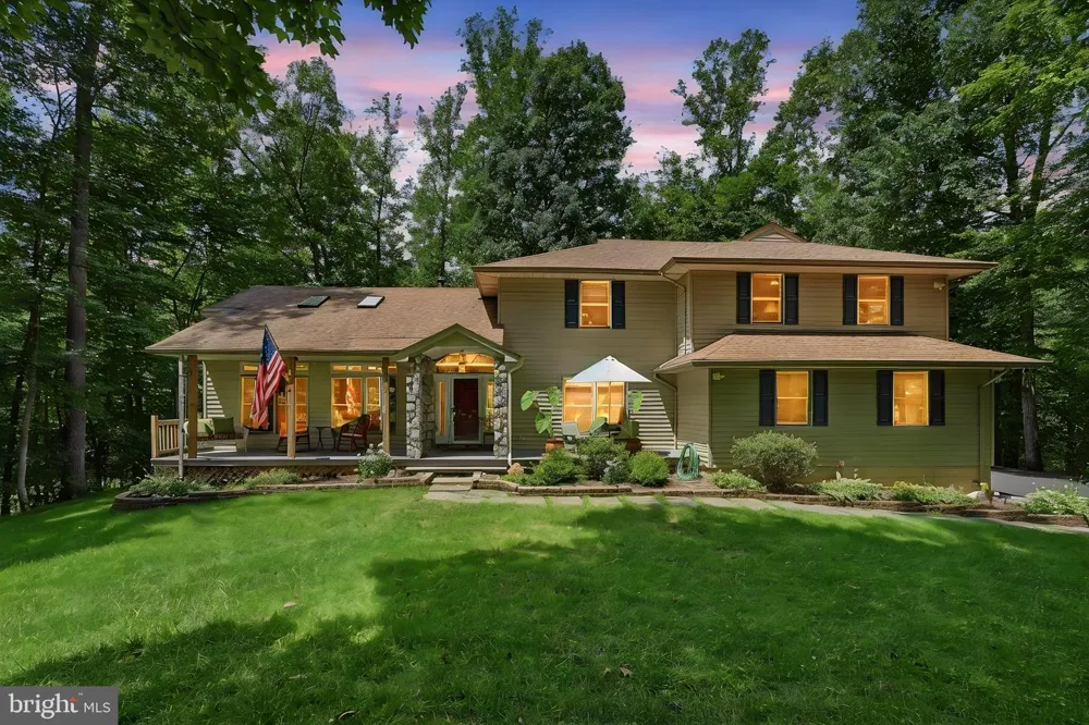 8109 COUNSELOR ROAD Manassas, VA 20112