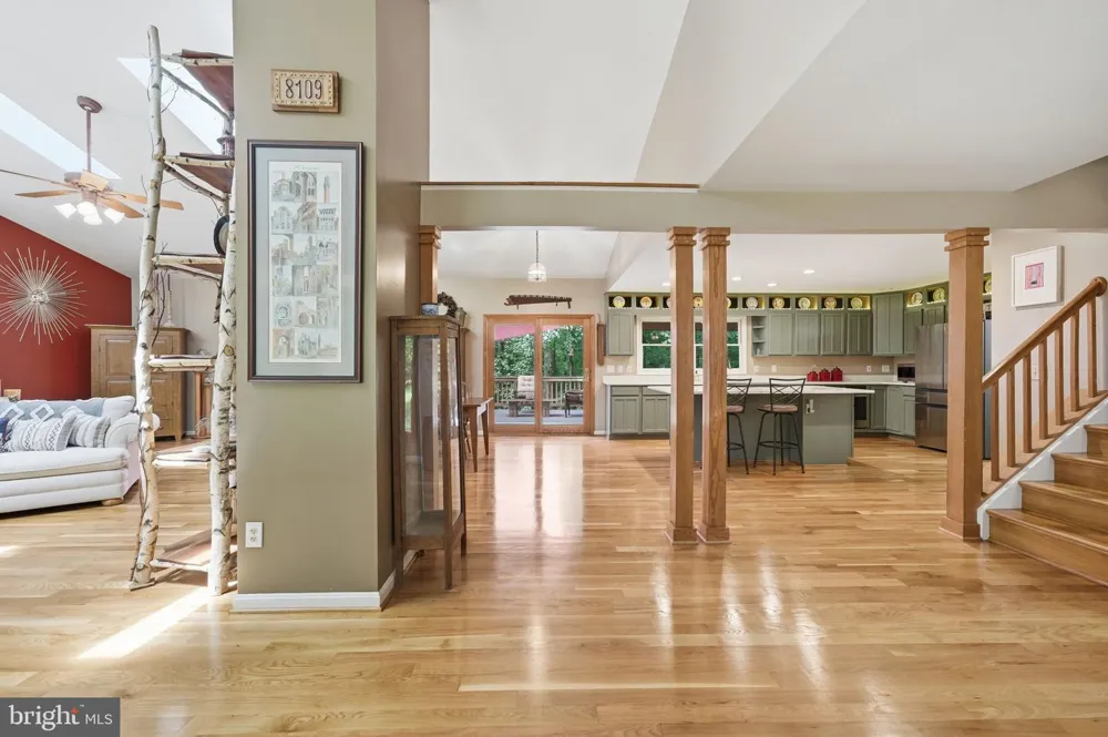 8109 COUNSELOR ROAD Manassas, VA 20112