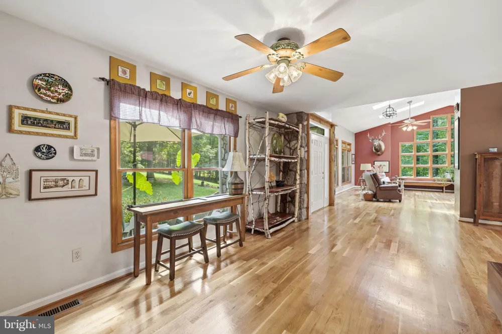 8109 COUNSELOR ROAD Manassas, VA 20112