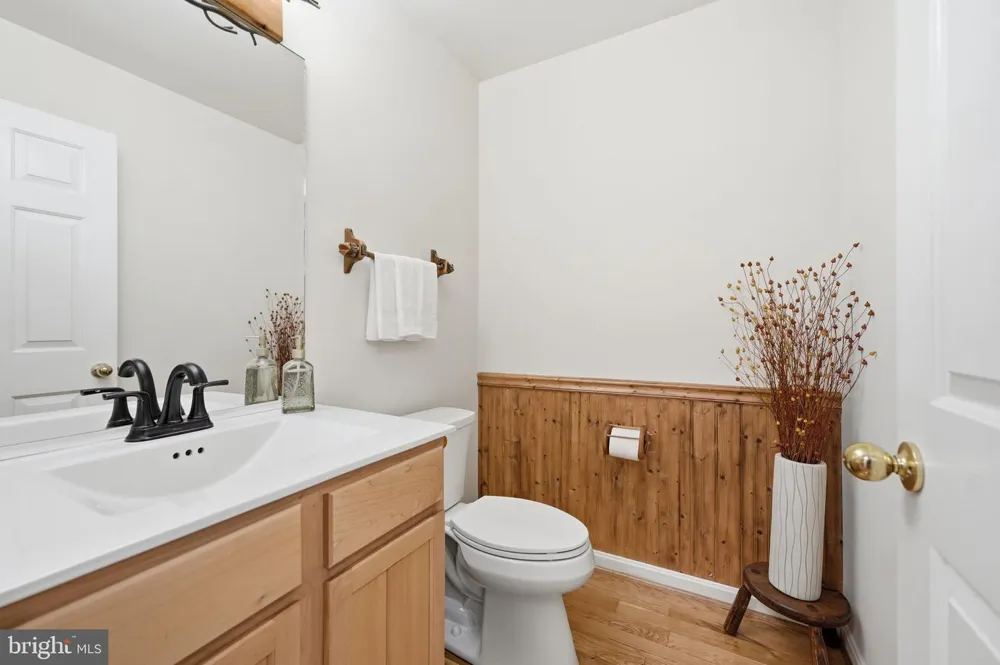 8109 COUNSELOR ROAD Manassas, VA 20112