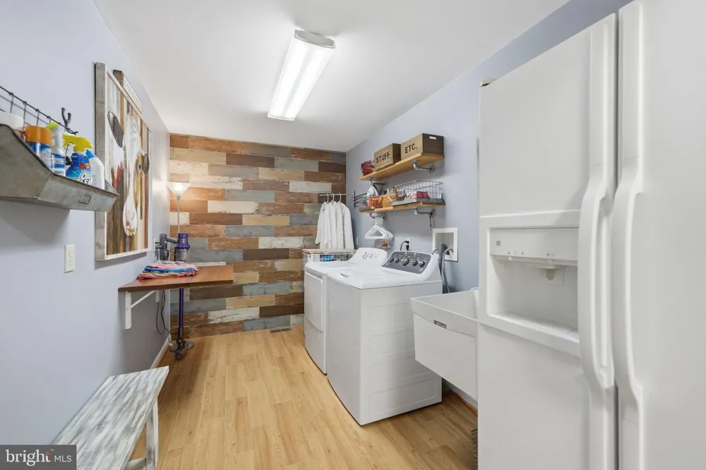 8109 COUNSELOR ROAD Manassas, VA 20112