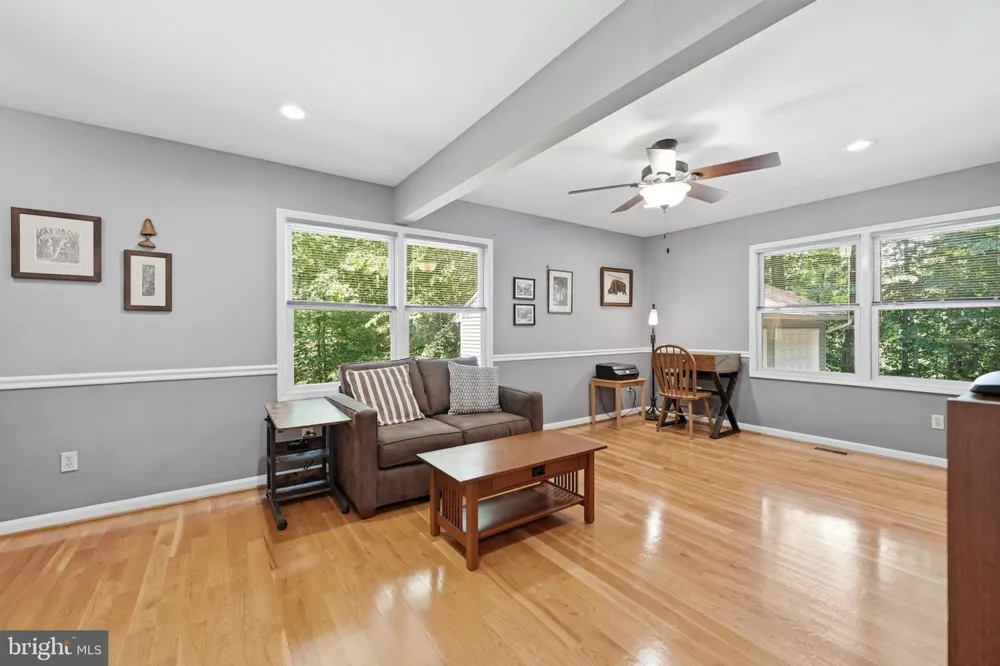 8109 COUNSELOR ROAD Manassas, VA 20112