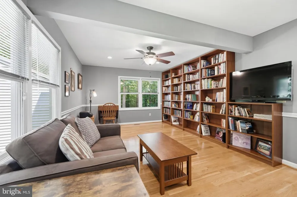 8109 COUNSELOR ROAD Manassas, VA 20112