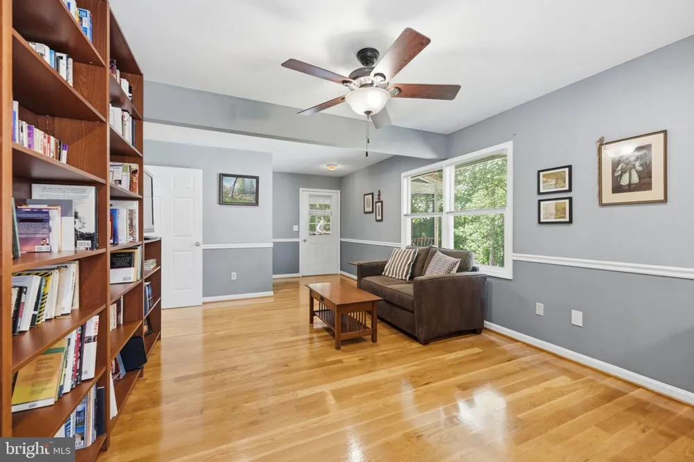 8109 COUNSELOR ROAD Manassas, VA 20112