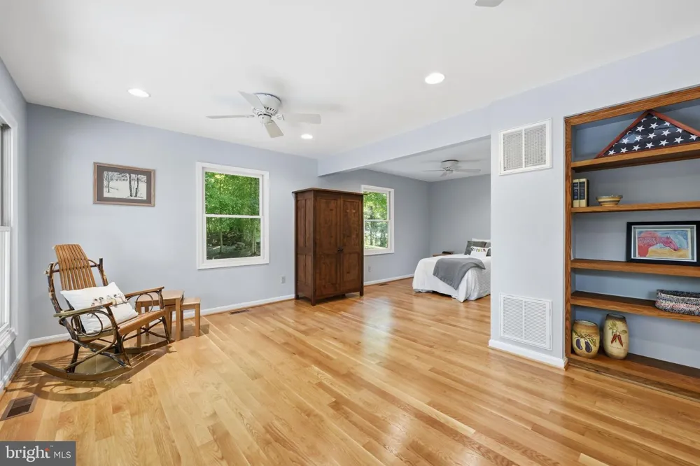 8109 COUNSELOR ROAD Manassas, VA 20112