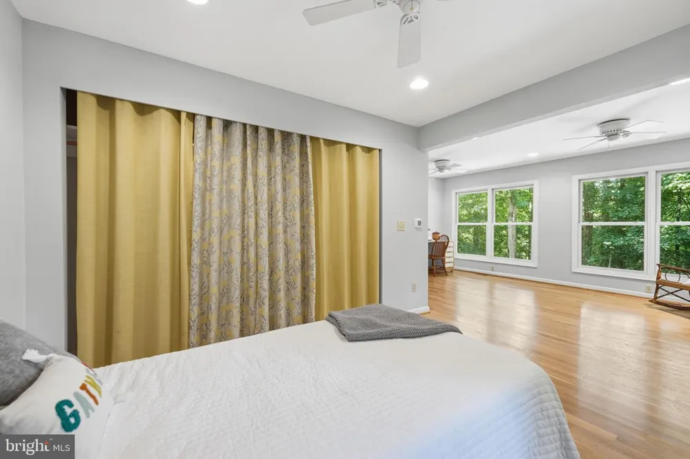 8109 COUNSELOR ROAD Manassas, VA 20112