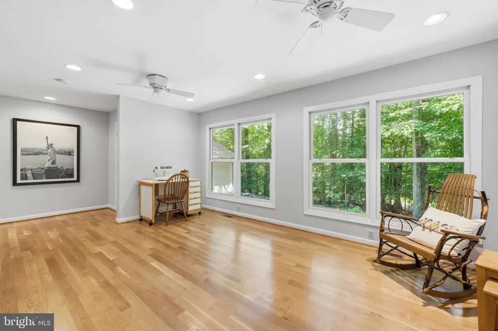 8109 COUNSELOR ROAD Manassas, VA 20112