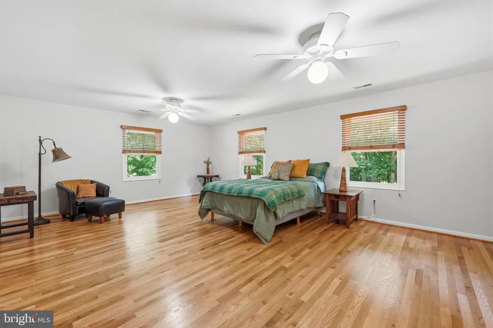 8109 COUNSELOR ROAD Manassas, VA 20112