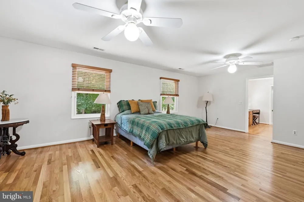 8109 COUNSELOR ROAD Manassas, VA 20112