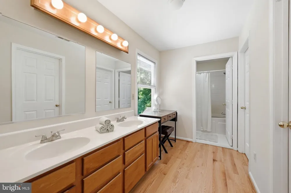 8109 COUNSELOR ROAD Manassas, VA 20112