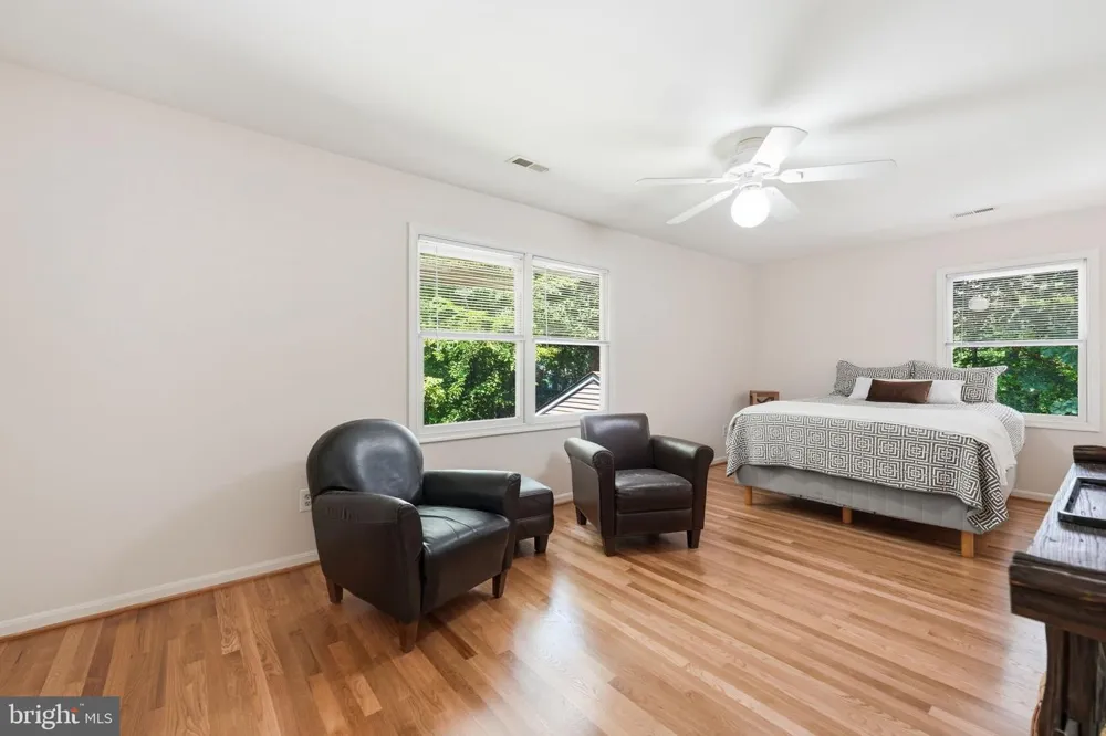 8109 COUNSELOR ROAD Manassas, VA 20112