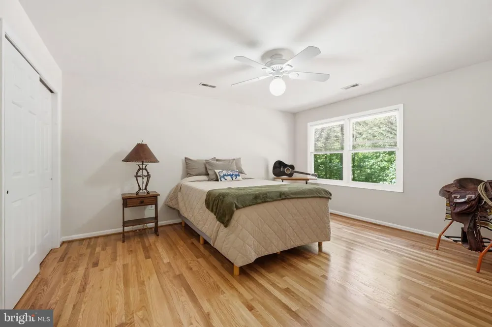 8109 COUNSELOR ROAD Manassas, VA 20112