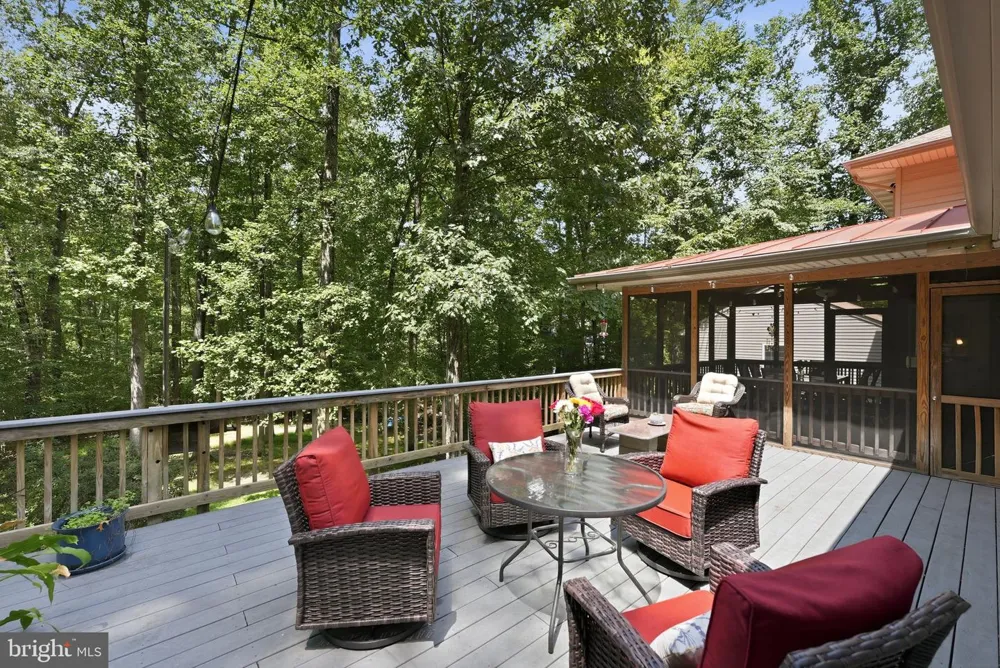 8109 COUNSELOR ROAD Manassas, VA 20112