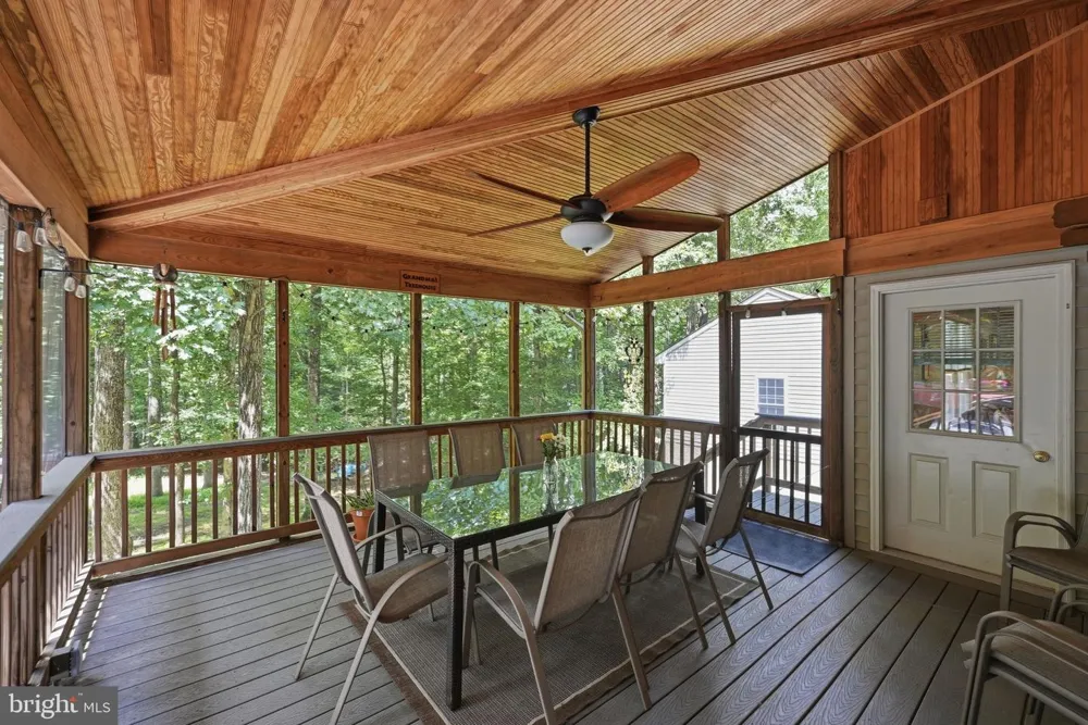 8109 COUNSELOR ROAD Manassas, VA 20112