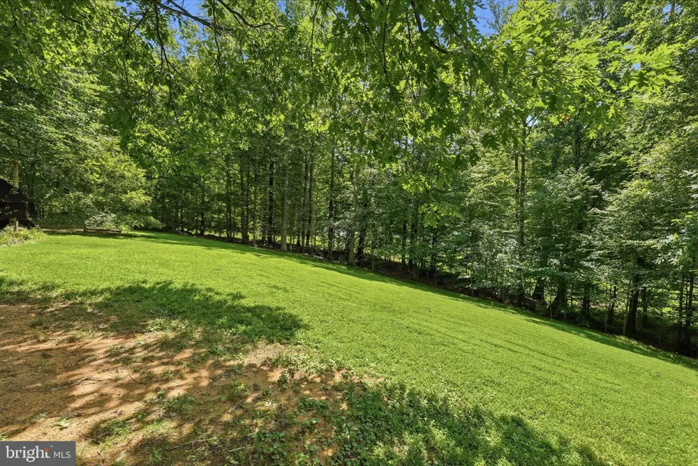 8109 COUNSELOR ROAD Manassas, VA 20112