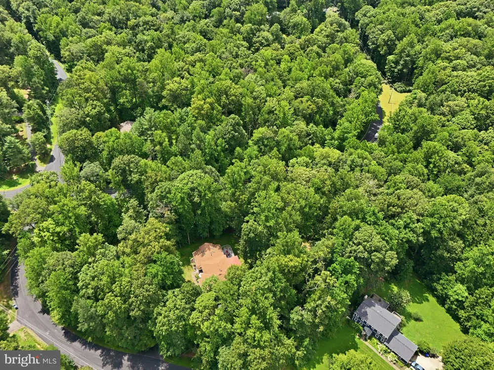 8109 COUNSELOR ROAD Manassas, VA 20112