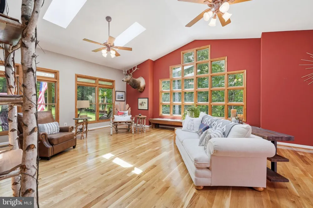 8109 COUNSELOR ROAD Manassas, VA 20112