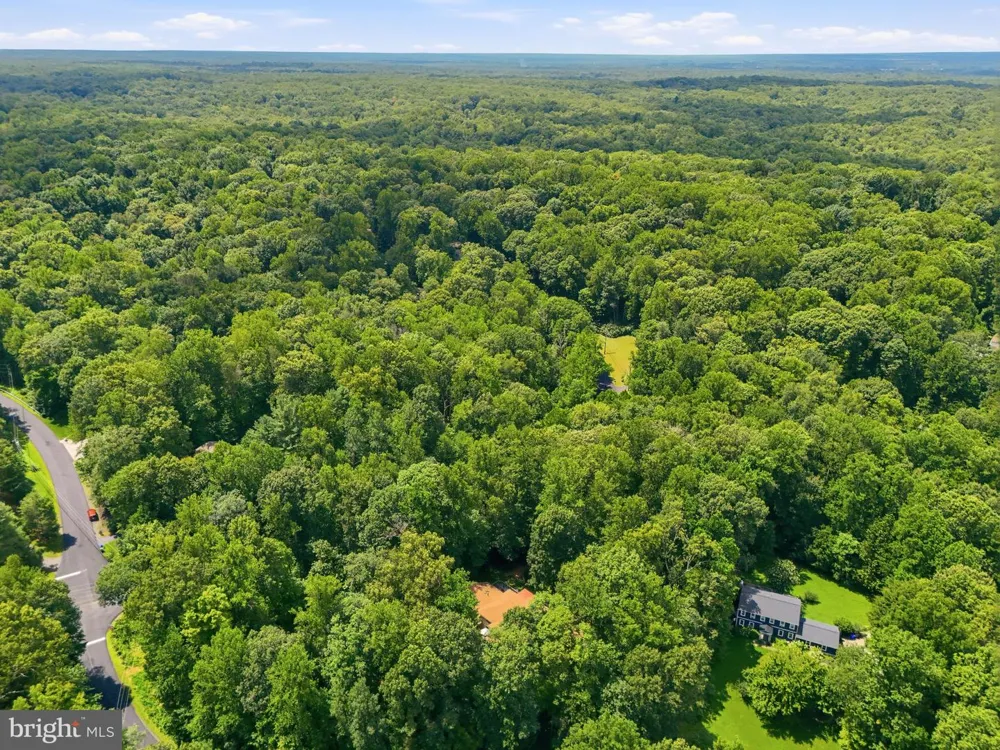 8109 COUNSELOR ROAD Manassas, VA 20112